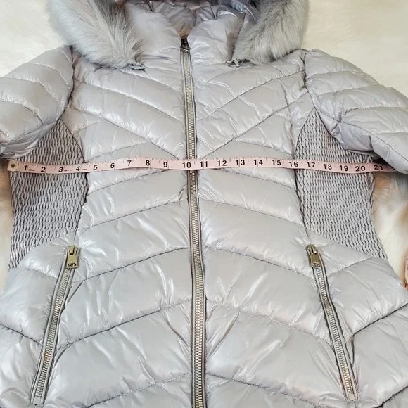 Kenneth Cole Large Silver Faux Fur Puffer Jacket New With Tags MSRP $220
